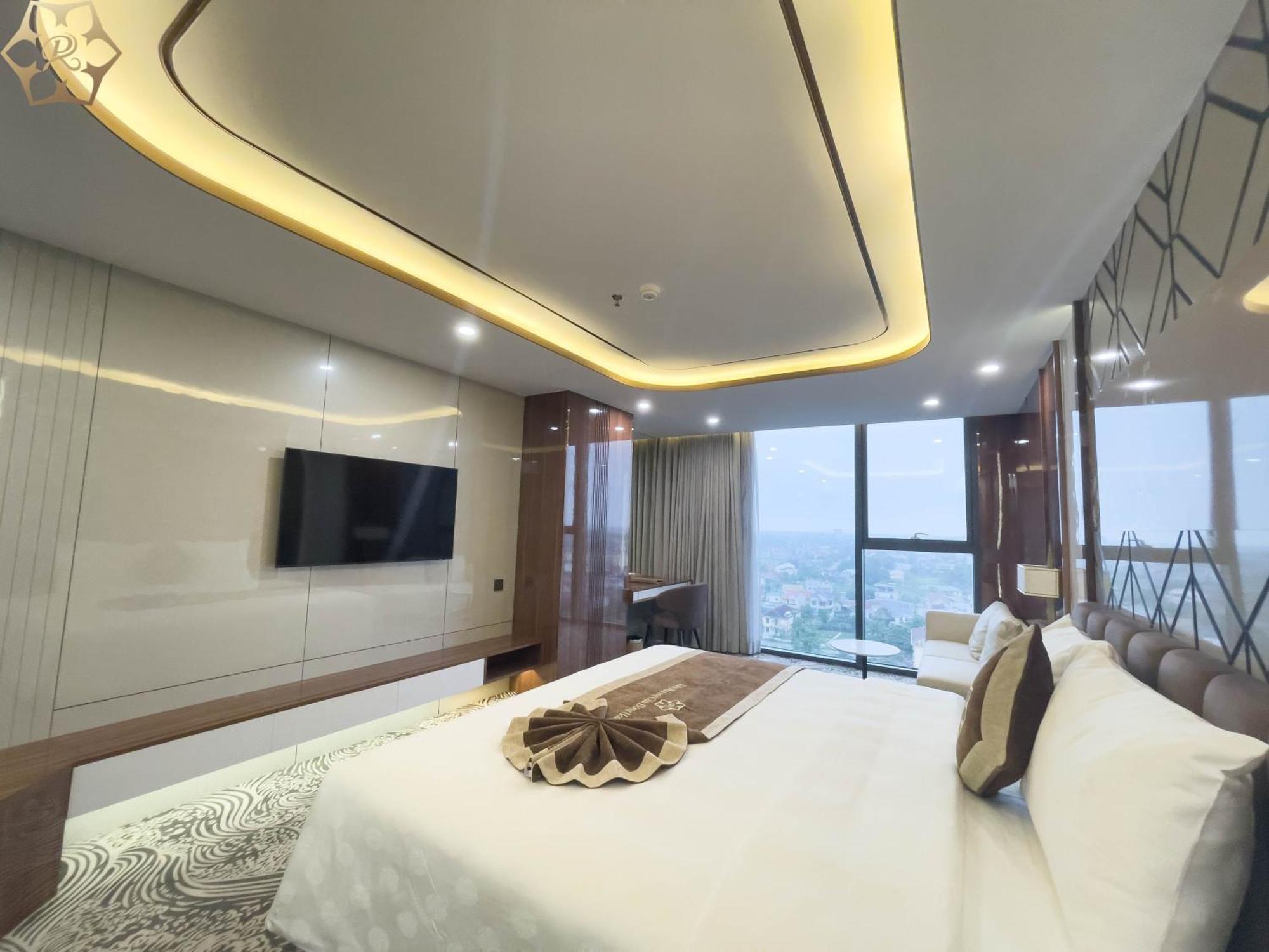 Cua Dong Luxury Hotel Vinh Habitación foto